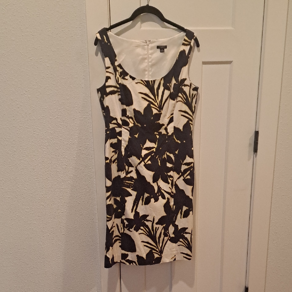 Ann Taylor Elegant Cream Fabric